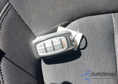 2023 Chrysler Voyager Lx из США, поврежденный, VIN 2C4RC1CG3PR608009